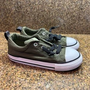Toddler Olive, Hunter Green Converse Size 10